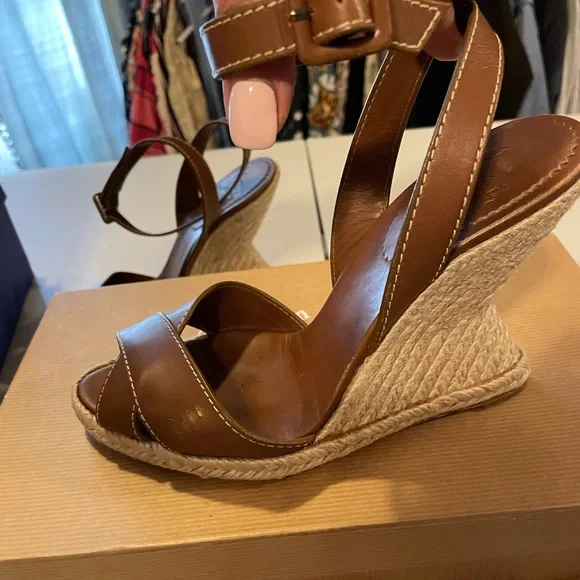 Christian Loubutin wrap around leather wedge - Picture 2 of 4